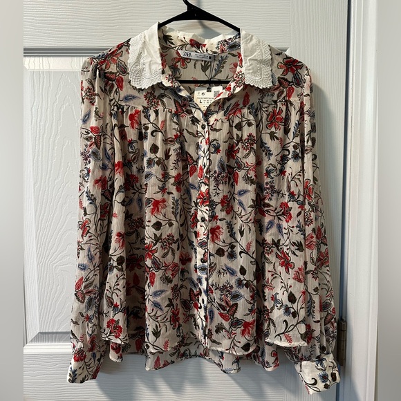 Zara Floral Blouse with Peter Pan Collar - Picture 1 of 4